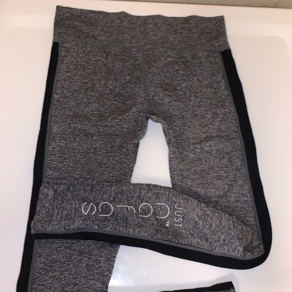 Athletic leggings